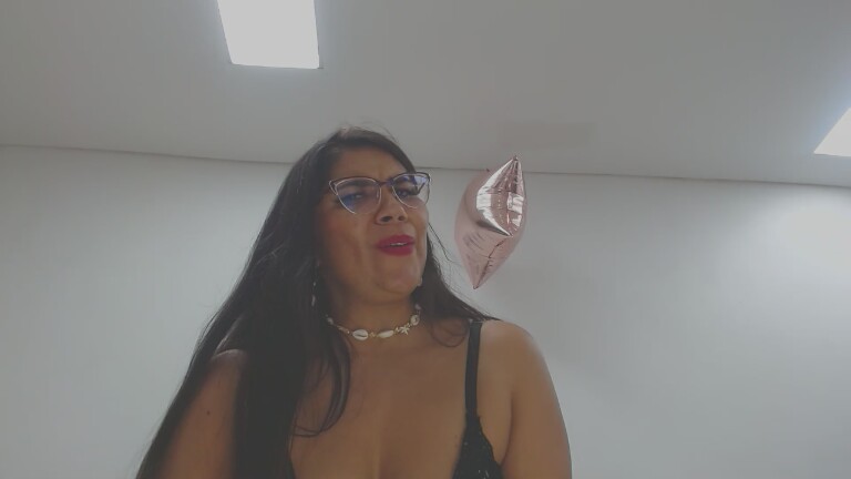 LunaDumont's Streamate show and profile