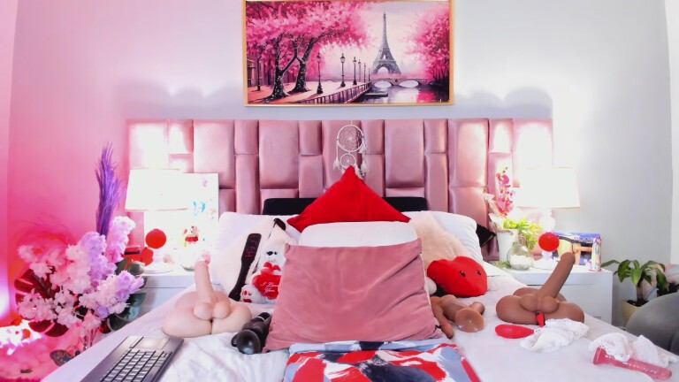 AnaaBellaa69's Streamate show and profile