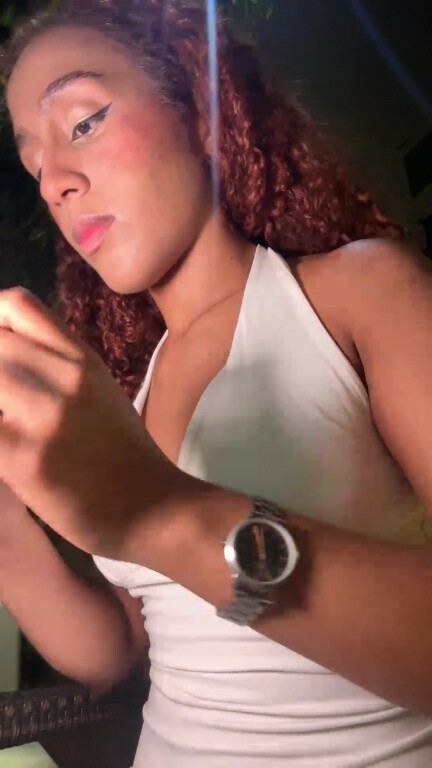 MaiaCox's Streamate show and profile