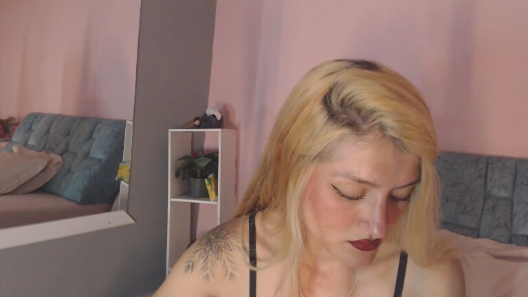 Camila_Cox's Streamate show and profile