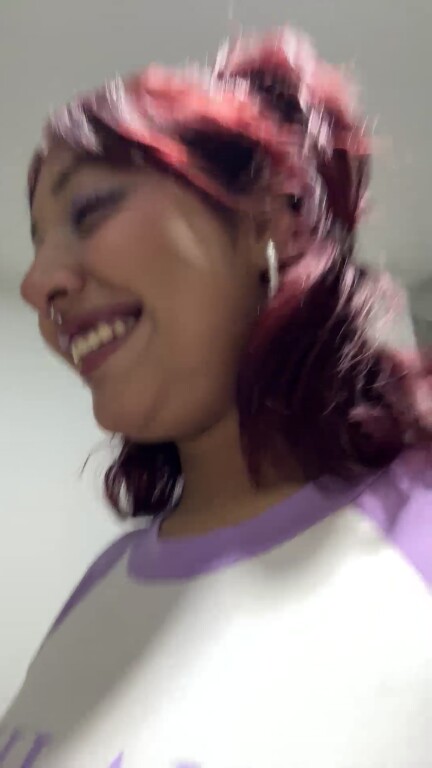 Ameliees's Streamate show and profile