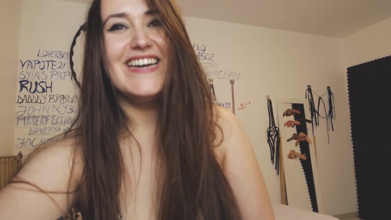 SYIA's Streamate show and profile