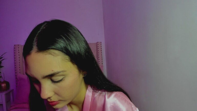 SoyLili's Streamate show and profile