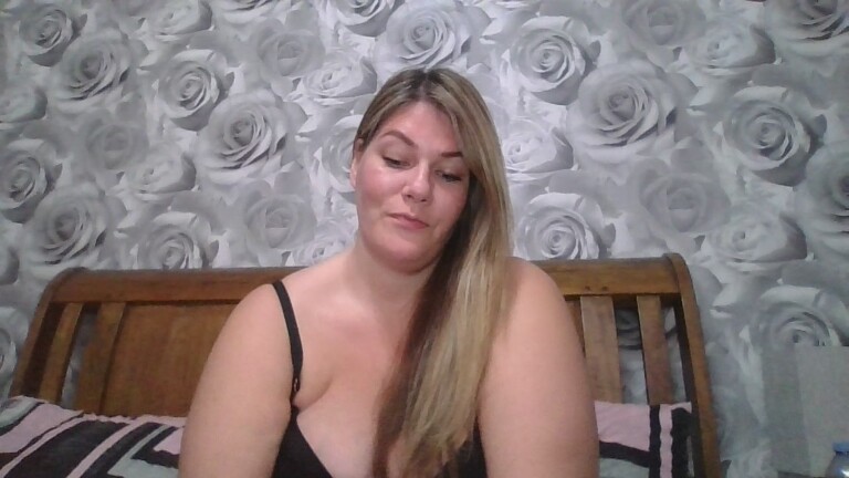 BabyCakesUK's Streamate show and profile