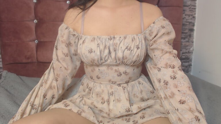 JasmineSinclar's Streamate show and profile