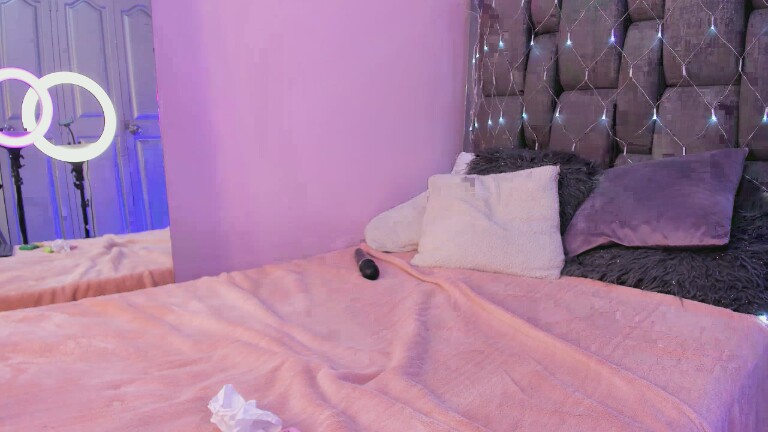 AnnaWhhitte's Streamate show and profile