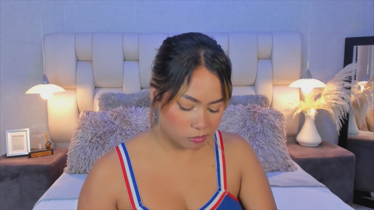 EmmaPrinncess's Streamate show and profile