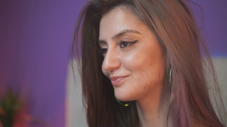 SabrinaHope's Streamate show and profile