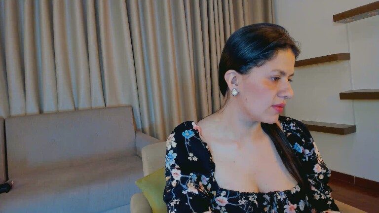 Sashka's Streamate show and profile