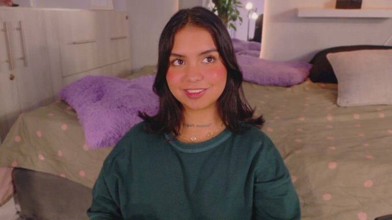 Shehell's Streamate show and profile