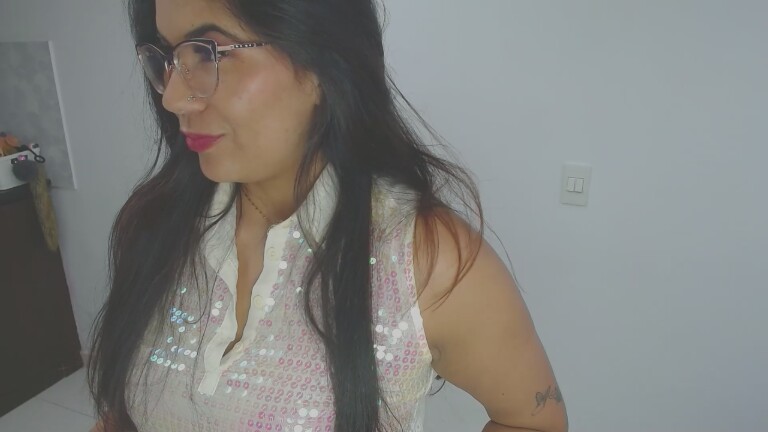 LunaDumont's Streamate show and profile