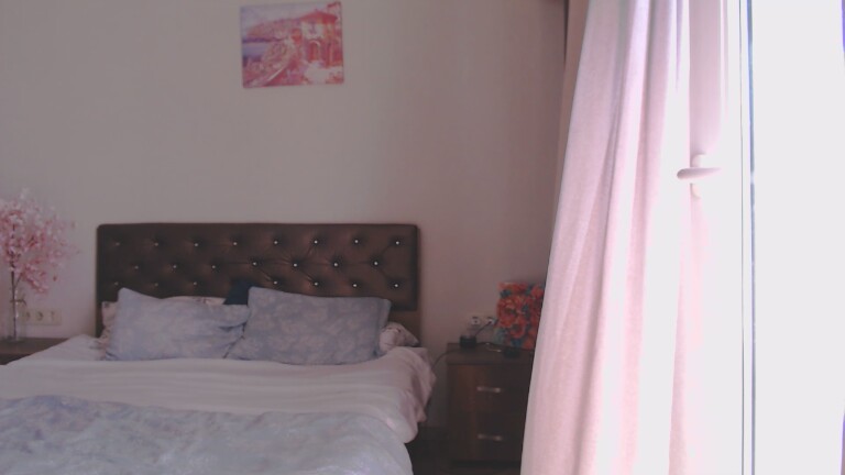 The_Liya's Streamate show and profile