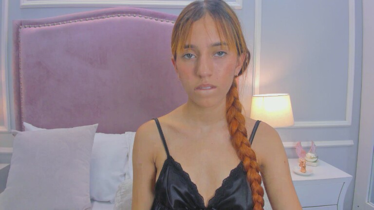 LeaThomsonn's Streamate show and profile