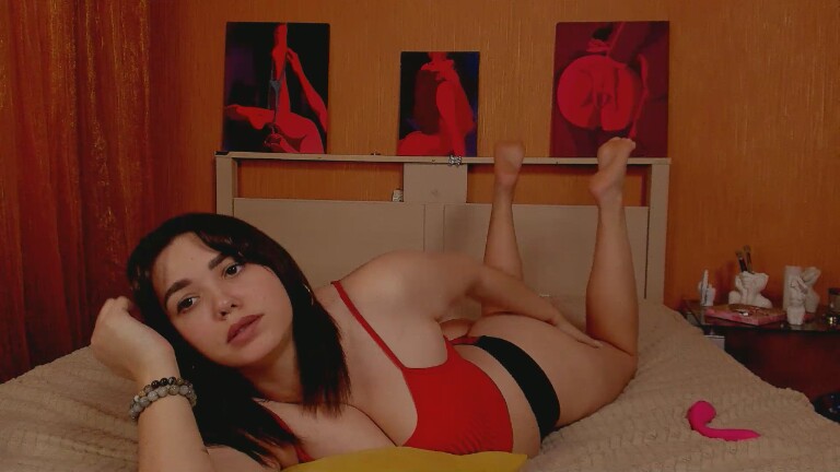 GlamNova's Streamate show and profile